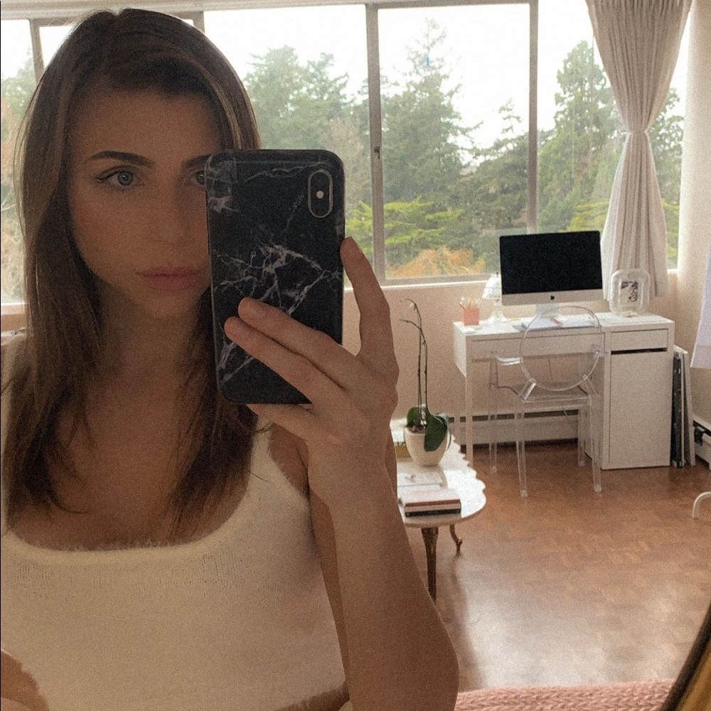 Meet your Posher, Carmen